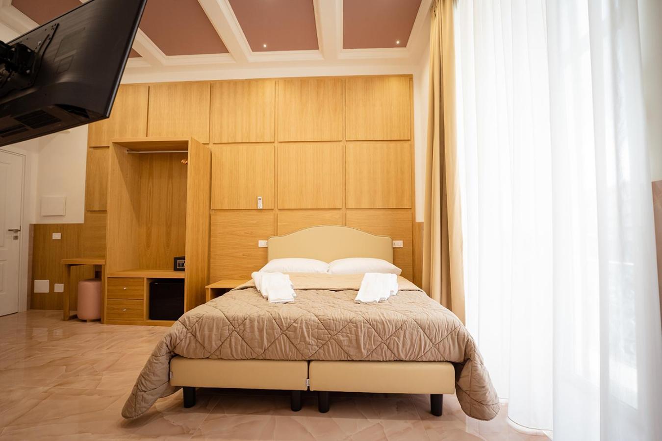 Greros H. Rooms Napoli Centro By Clapa Group Dislocated Hospitality Exteriér fotografie