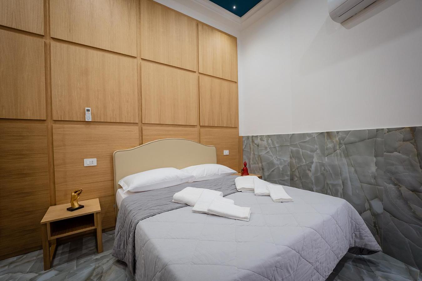 Greros H. Rooms Napoli Centro By Clapa Group Dislocated Hospitality Exteriér fotografie